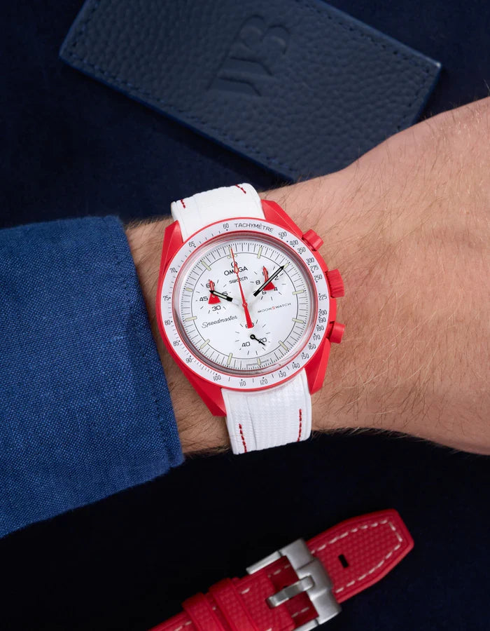 Pulseira de Borracha Curva Premium - Bolinhas Brancas e Vermelhas