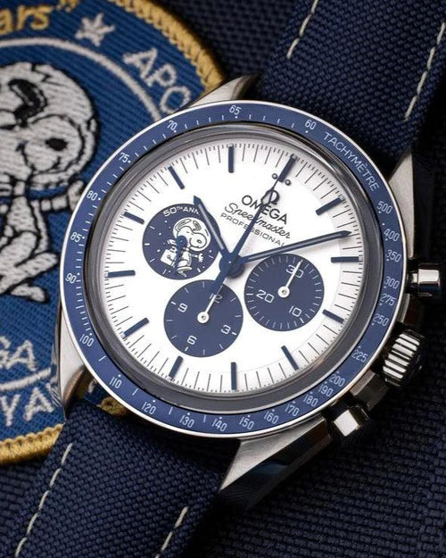 Ômega Speedmaster Silver Snoopy Anniversary Series